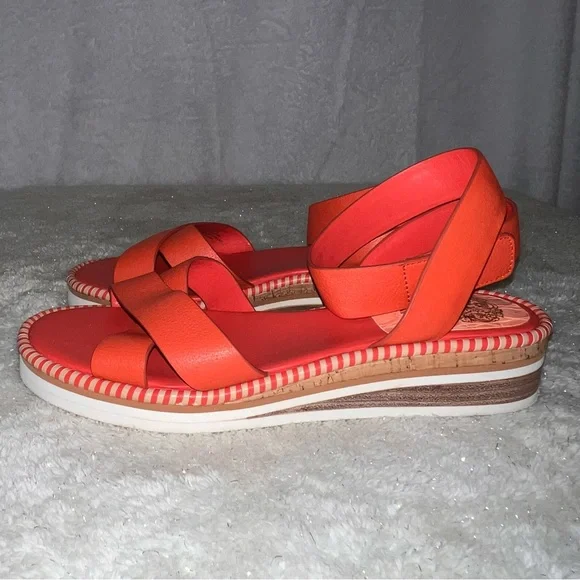 Vince Camuto Miveeria Wedge Sandal size 8 - Picture 5 of 9